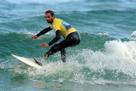 Os 20 Melhores Lugares Para Fazer Surf Observador