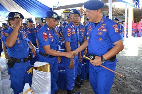 Karakteristik Seragam Polisi Air Dan Polisi Udara Fashion Dictio Community