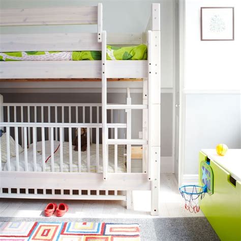 Foldable, portable, with roller, game bed. 5 Cool Kids Bedrooms With A Toddler Bed And A Crib ...
