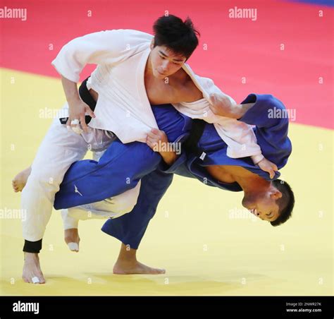 South Koreas Chagrim An White And Japans Shohei Ono Fight During