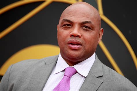 Charles Barkley Apologizes For Saying He Would Hit Female Reporter