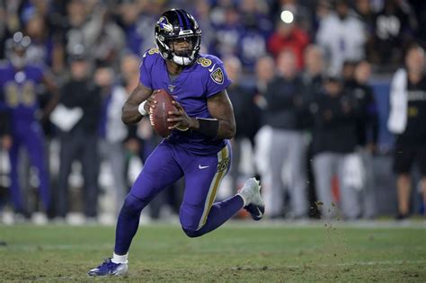 Baltimore Ravens Lamar Jackson Wins Afc Offensive Player Of The Week