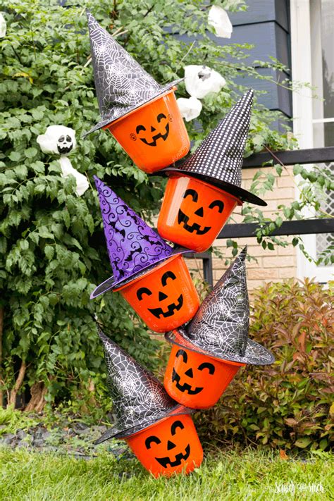 Diy Outdoor Halloween Decorations Made From Dollar Store Items