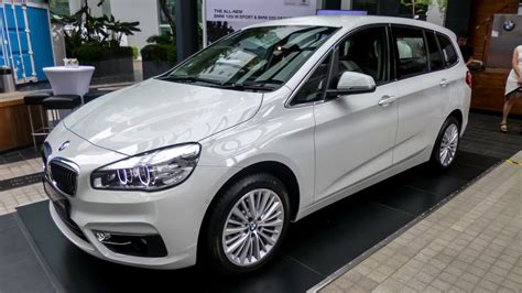 Check 2 series specs & features, 5 variants, 8 colours, images and read 8 user reviews. BMW 220i Gran Tourer launched in Malaysia, priced from ...
