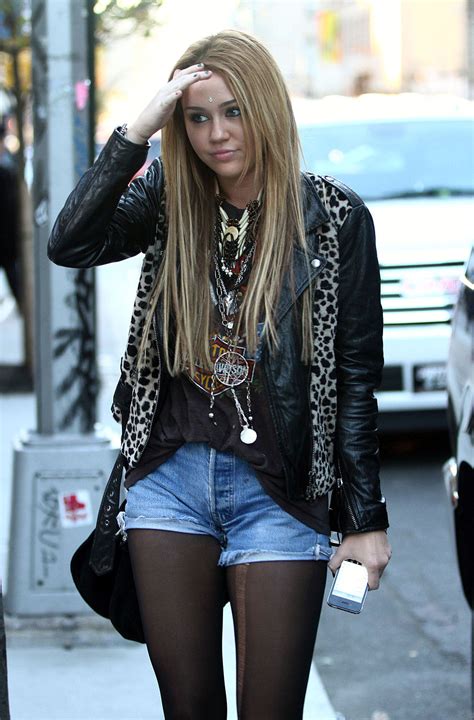 Miley Cyrus Denim Shorts Candids Leaves Hotel In New York 07 Gotceleb
