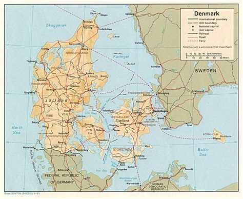 Map of denmark, showing major cities, roads, and ferry routes. Denmark Map