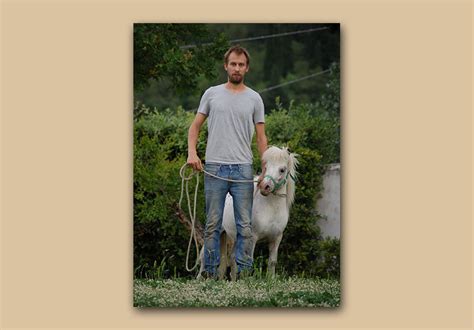 Home the late julio cesar falabella began to export horses in the 1960's and in those days they were usually sent. fattoria BARBAROSSA - Allevamento falabella - Prato ...