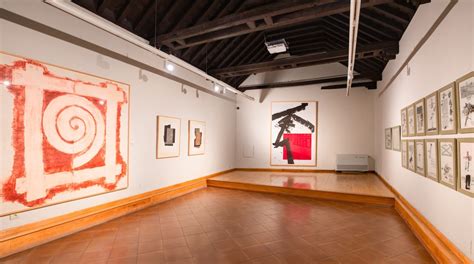 Museo Del Grabado Español Contemporáneo En Centro De La Ciudad De