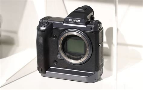 Fujifilm Gfx 100 Medium Format Camera First Look Hypebeast