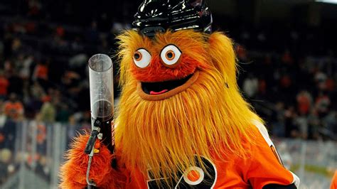 Philadelphia Flyers Mascot Gritty Surprises Wedding Party Fox News
