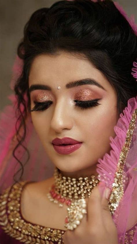 Most Demanding And Beautiful Pakistani Bridal Makeup Designs Ideas 2023