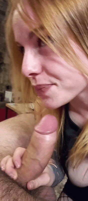 Amateur Blond Giving Head To An Average Sized Cock Oaks22