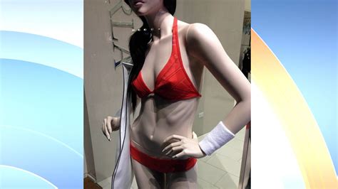 Lingerie Store Removes Skinny Mannequins After Social Media Complaints