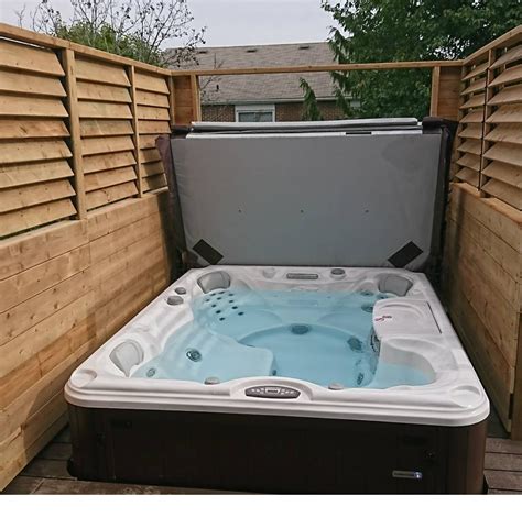 Extra Privacy Upper Deck Louvered Hot Tub Enclosure Using Flex•fence