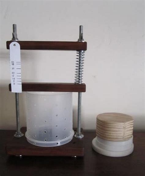 Simple And Inexpensive Diy Cheese Press Ideas Diyncrafty
