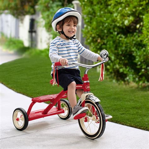 radio flyer classic red dual deck tricycle review