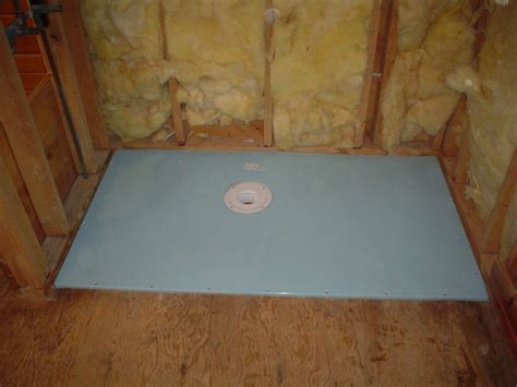 As with the back panel, attach the side panel to the stud on the vertical side flange, 8 inches on center. How to Make a 4' Wide Walk In Shower