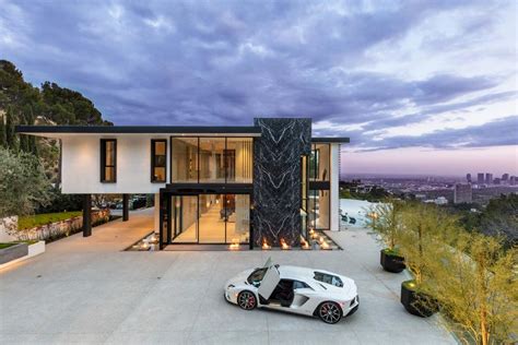 Sleek And Sophisticated Hollywood Hills Home 2018 Hgtvs Ultimate