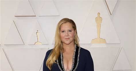 Amy Schumer S Oscars Monologue Turns Into A Fierce Roast Session