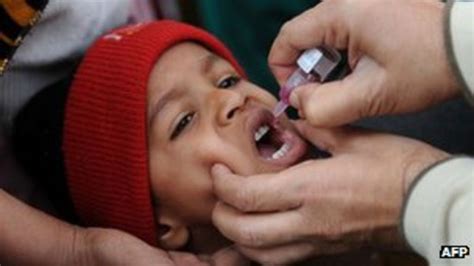 India Gives Polio Drops To Pakistani Children Bbc News