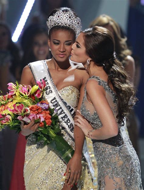 Miss Angola Leila Lopes Crowned Miss Universe Photos