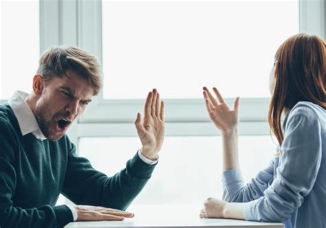 13 ways to stop yelling in a relationship