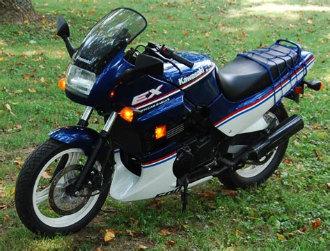 Kawasaki does not offer or extend credit and does not review or make any determination of the creditworthiness or other. Kawasaki Kawasaki EX500 - Moto.ZombDrive.COM