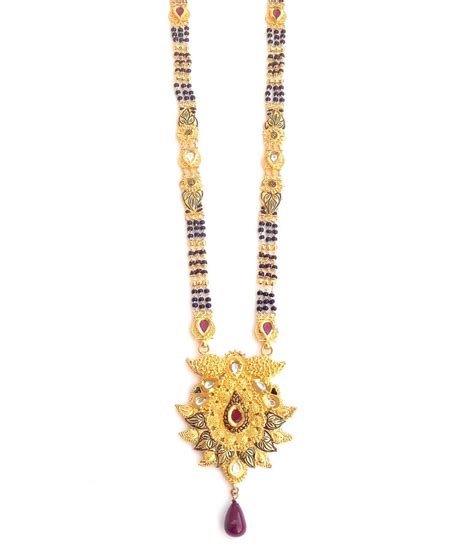It's a geometrical shape with minakari work. Nishugold Antique Design Gold Mangalsutra: Buy Nishugold ...