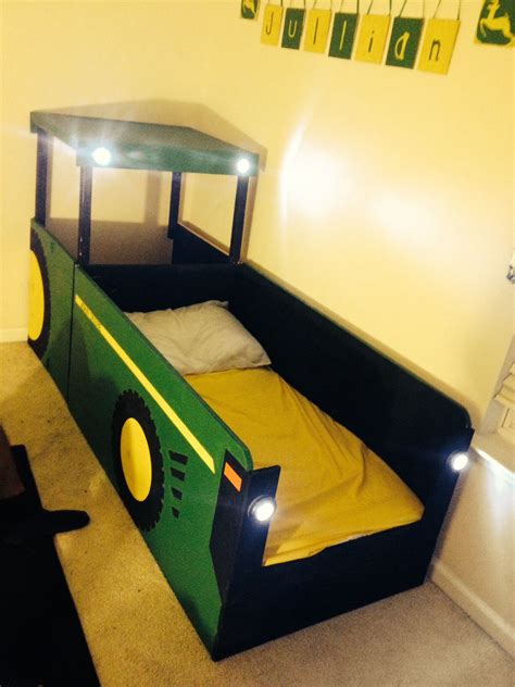 There are many themed beds available to meet any of these interests. Pin on John Deere Toddler bed!
