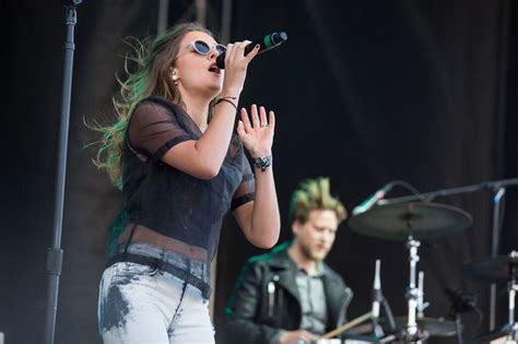 Tove Lo Flashed The Crowd At Boston Calling