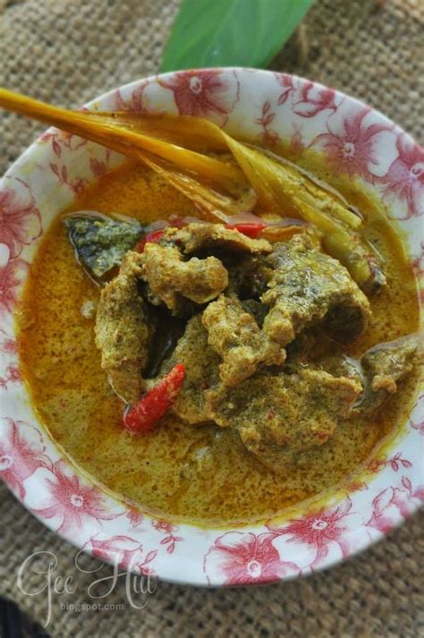 Daging salai masak lemak sedap sangat. Daging Salai Masak Lemak Cili Padi | Malaysian food, Asian ...