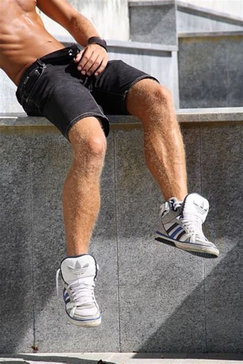 Leg Hair Loss In Men It S Not Uncommon Hubpages