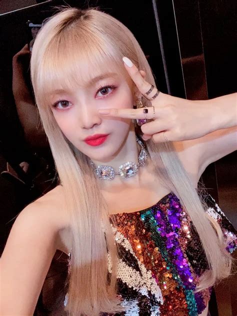 201015 Everglow Social Media Update At M Countdown Kpopping