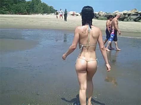 Itsy Bitsy Bikinis 19 Year Old Jade Shows Her Ass To Many Onlookers