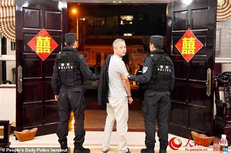 Chinese Triad Leader Dubbed The Emperor Is Executed Daily Mail Online
