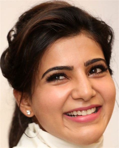 Tamil Actress Samantha Smiling Face Close Up Gallery South Indian