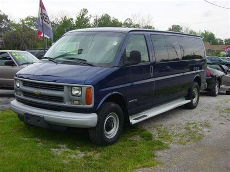 Find Used 2001 Chevrolet Express Extended 3500 15 Passenger Van Very