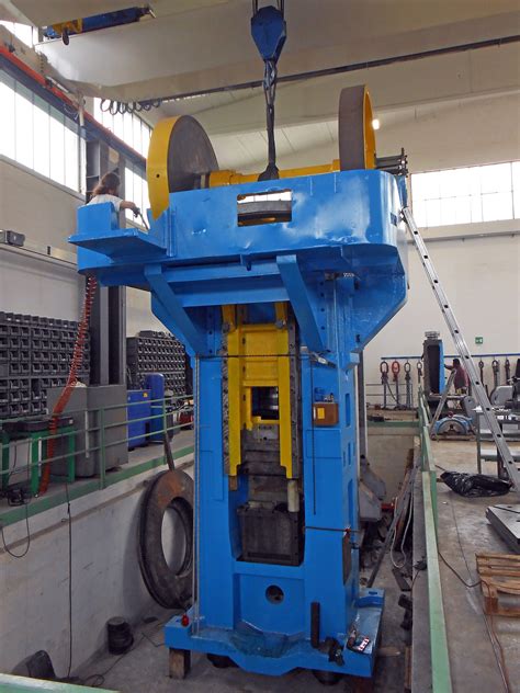 Hasenclever 1600 Ton 400 Mm Silini Press