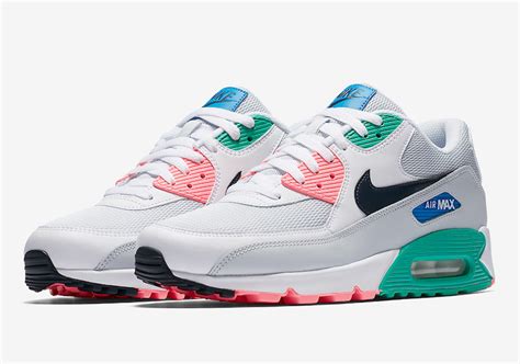 A Bit Late But This Nike Air Max 90 Brings The Easter Vibes
