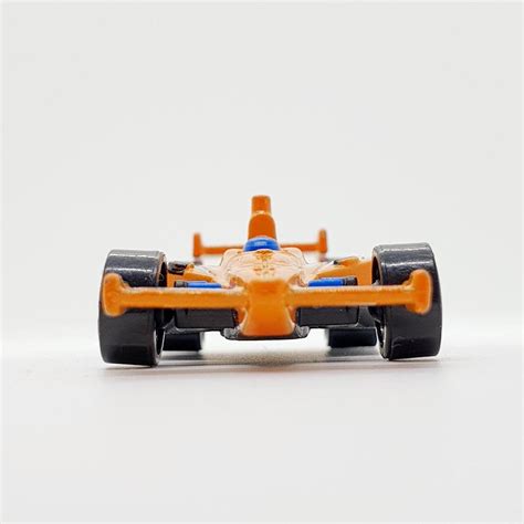 Vintage 2011 Orange V5330 Formula 1 Hot Wheels Car Toy Race Car