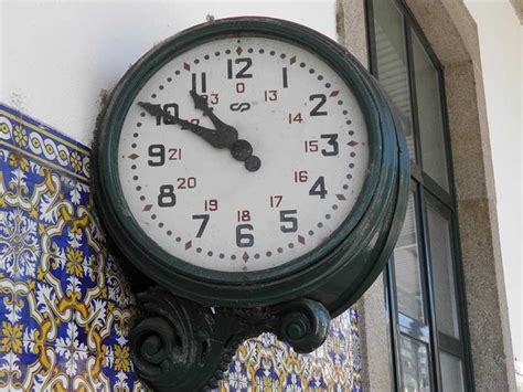 They are opened until 10pm everyday. Portugal Opening Hours & Time Zones | PortugalVisitor ...