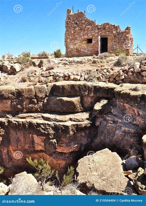 Two Guns Ghost Town In Diablo Canyon Stock Photo Image Of Trading