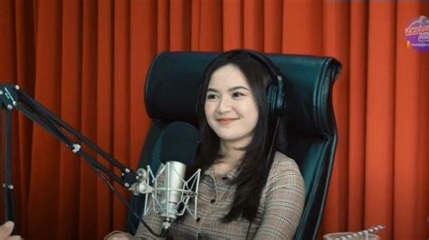 Profil Mahalini Raharja Jebolan Indonesian Idol Yang Dikabarkan Pacar