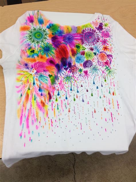 Design your everyday with sharpies t shirts you'll love to add to your closet. I Heart Art: Sharpie Tie Dye