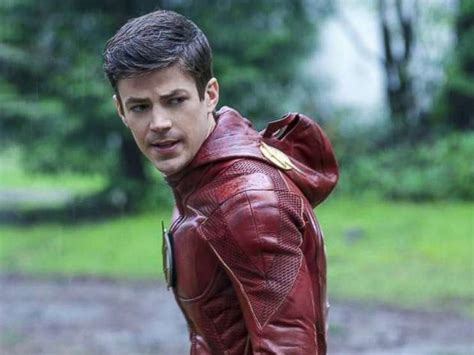 The Flash Grant Gustin Flaunts His Body Art On Instag Vrogue Co