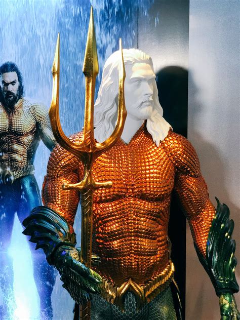 Dc World On Twitter The Absolutely Stunning Aquaman Costume Up Close