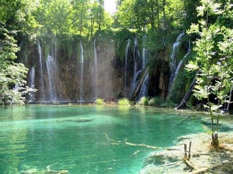Plitvice Lakes National Park Croatia ~ Ek Musafir