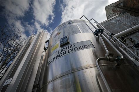 NYC SKYSCRAPERS TURNING TO CARBON CAPTURE TO LESSEN CLIMATE CHANGE