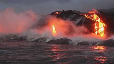 Video Lava Ocean Entry Continues Breakouts On Coastal Plain