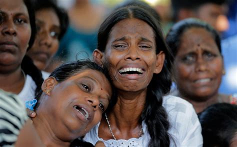 Photos Burials Held For Victims Of Sri Lanka Bombings Ctv News